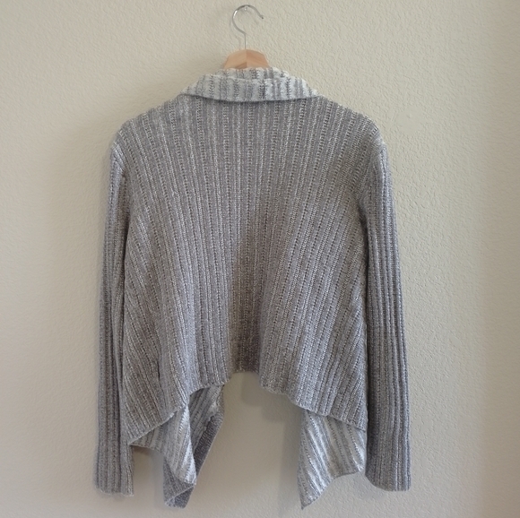 G by Guess 100% cotton size medium cardigan - Picture 4 of 4